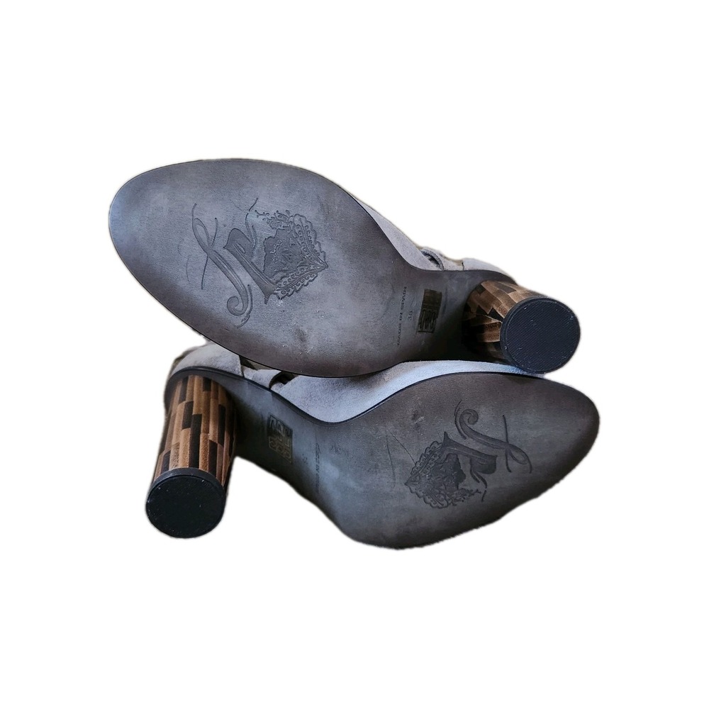 FREE PEOPLE Nouvella Suede Wrap Block Heel Shoes Grayish Beige Size 38 7.5 - Picture 5 of 9